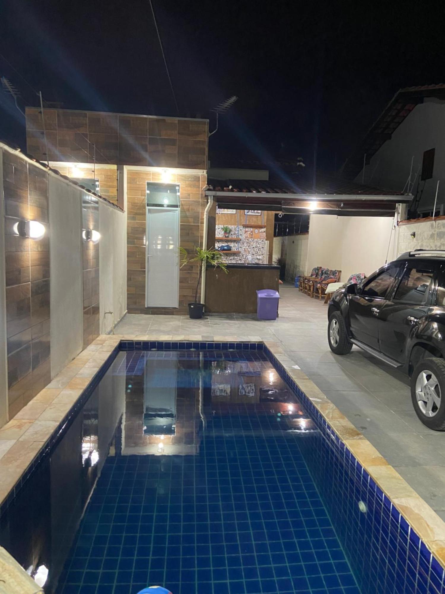 Casa Linda Com Piscina Holiday home Itanhaem